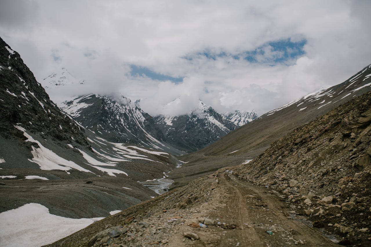 1734779418_946392-DTY-ladakh.jpg