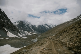 Ladakh Bike Trip 2025 (Leh to Leh with Umling la 7 NIGHTS 8 DAYS)